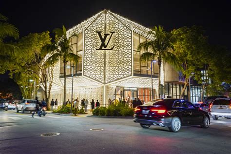 miami design district louis vuitton wall|Louis Vuitton store in Miami, Florida .